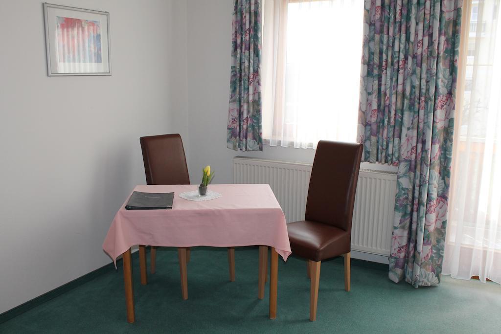 Hotel Garni Vogelsang Bad Füssing Habitación foto